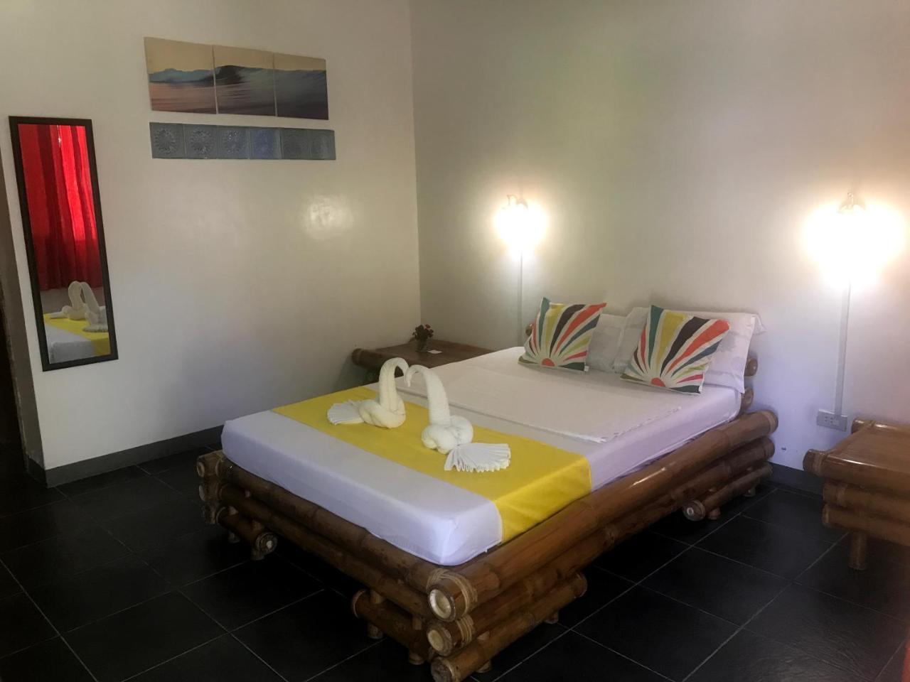 Neptune Diving Resort Santander Extérieur photo